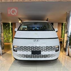 هیوندای ستاریا